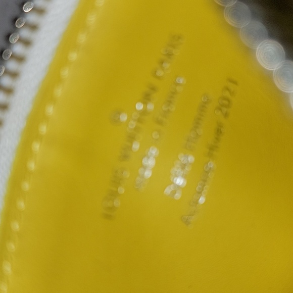 Authentic Louis Vuitton x Virgil Abloh  Limited Edition 🔑 Key cles COA - Picture 9 of 13